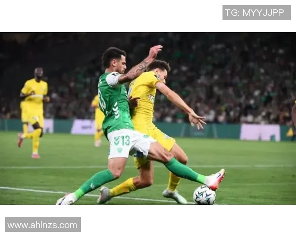 格勒诺布与巴黎FC的激战揭幕法乙新篇章，谁能笑到最后